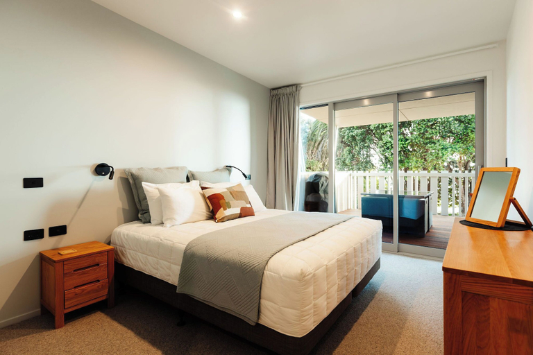 Bedroom 3, Golden Bay Holiday Park, Tasman