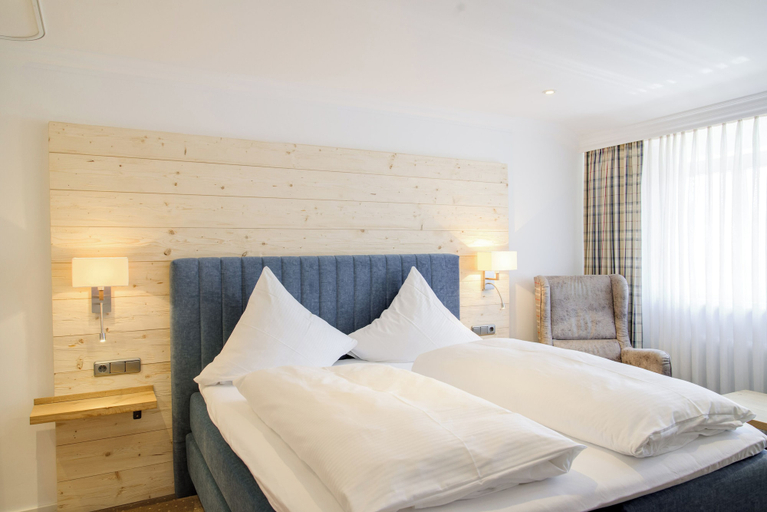 Bedroom 4, Landhotel Augustin, Lichtenfels