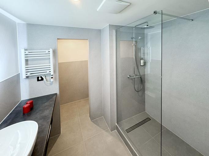 Bathroom 5, DORMERO Hotel Weingarten, Ravensburg