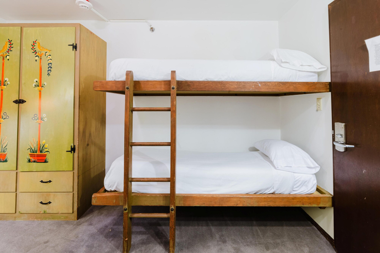 Bedroom 3, Crystal Mountain Hotels, Pierce