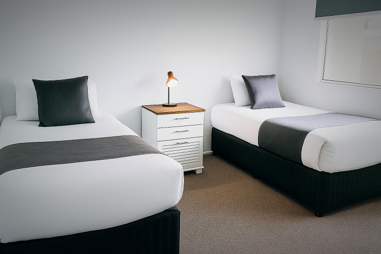 Bedroom 4, Busselton Gale Street Motel and Villas, Busselton