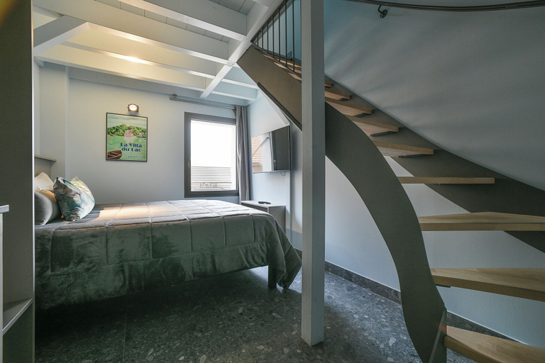 Bedroom 4, La Villa du Lac, Savoie