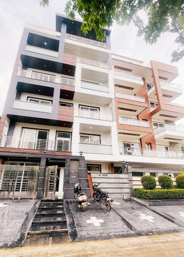 Front of property 4, Opo Ministar Hotel, Gurgaon