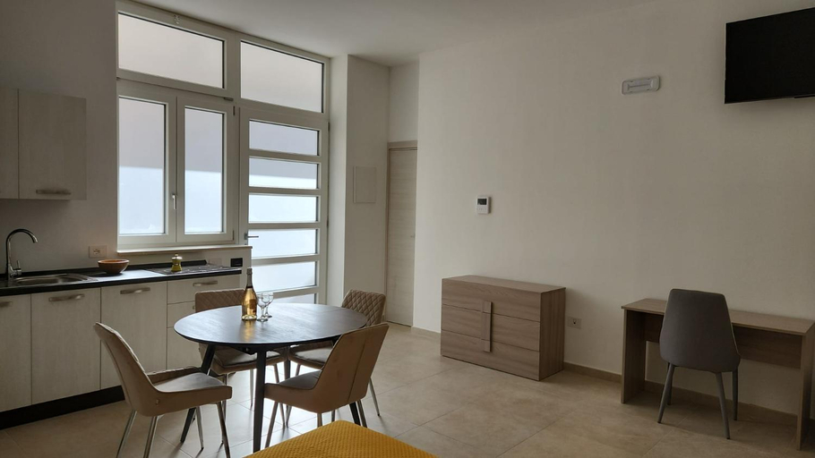 Others 5, GuestHost - Porta 29 Apartments, Barletta-Andria-Trani