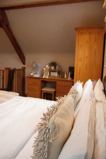 Bedroom 2, Dovestays, Nottinghamshire