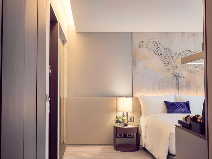 Bedroom 18