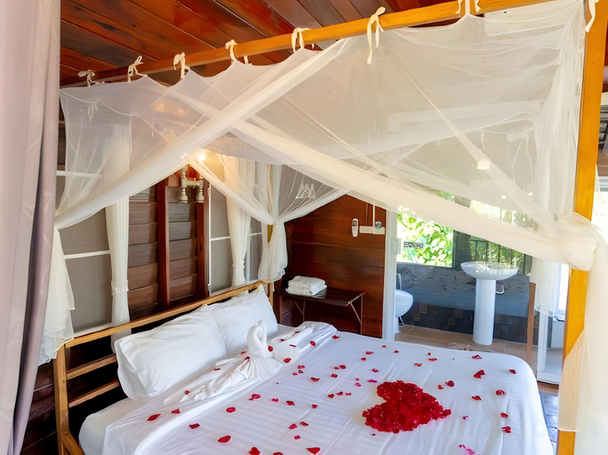 Bedroom 2, The White House Boutique Resort, Muang Chiang Rai