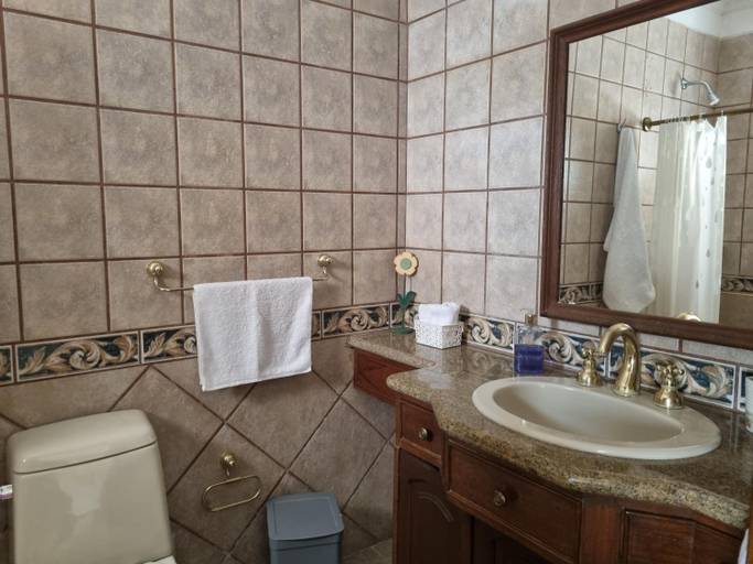 Bathroom, HOTEL CASA BLANCA, Andrés Ibáñez