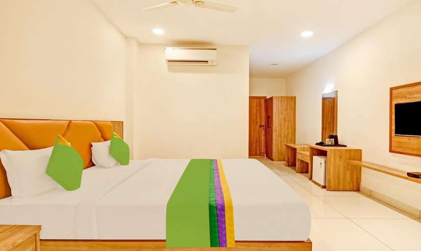 Bedroom 3, Hotel Fun Regency, Vitthalapur, Ahmadabad