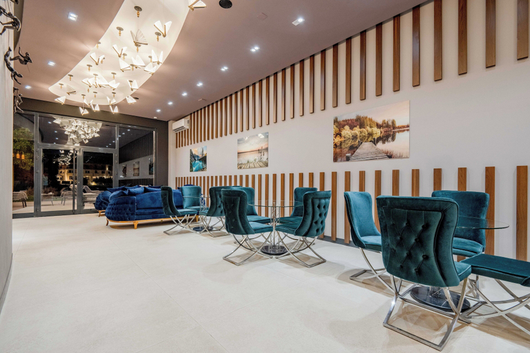 Others 4, Dulamerovic Hotel