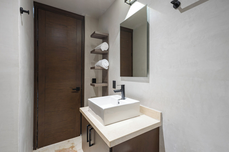 Bathroom 3, Bakal Tulum, Cozumel