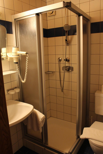 Bathroom 3, Hotel Grafenwirt, Sankt Johann im Pongau