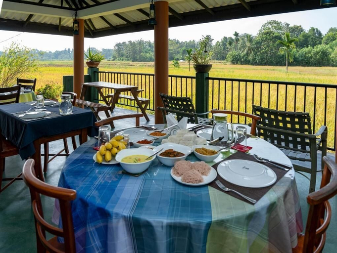 Food & Drinks 4, Mailagama Cinnamon Residence, Katharagama