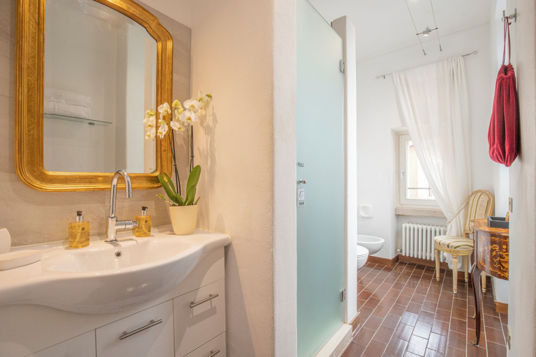 Bathroom 4, Corte Realdi Suites Piazza Erbe, Verona
