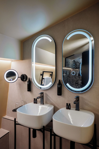 Bathroom 3, Hotel Riesner, Paris