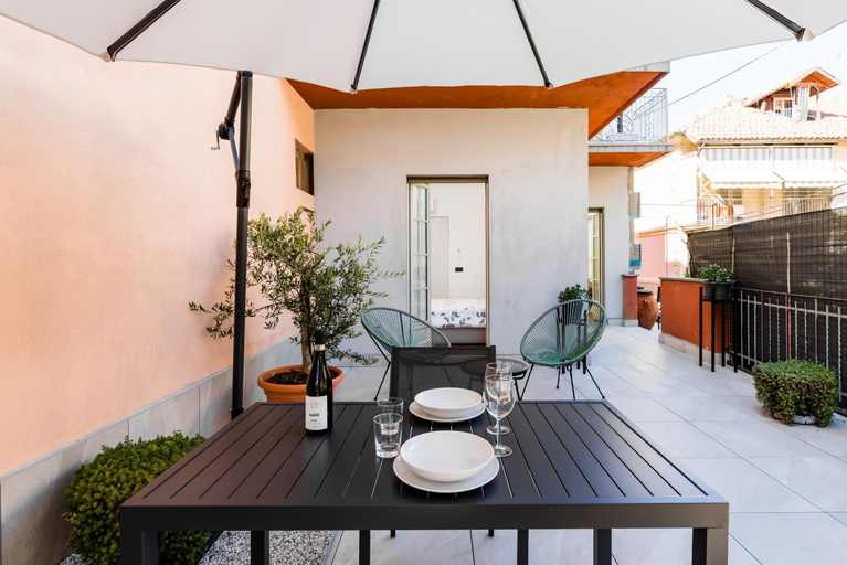 Exterior view 3, Casa Re, Cuneo