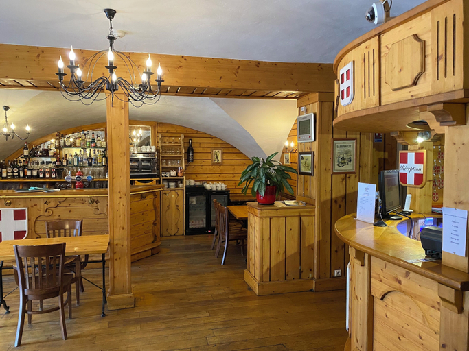 Food & Drinks 5, Auberge de Savoie, Savoie