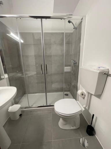 Bathroom 3, CASA DO PACO NOVO, Castelo de Vide