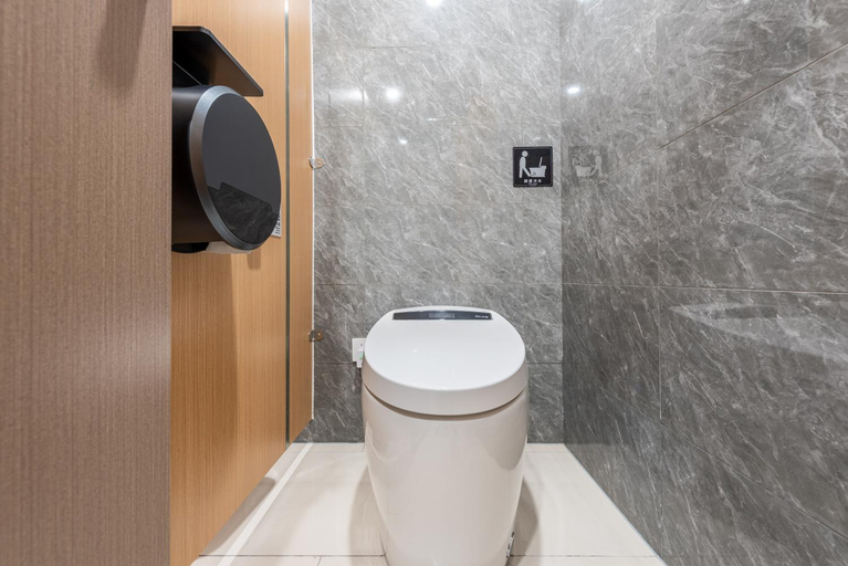 Bathroom 3, Lemon Hotel (Shanghai Huai Hai Road), Shanghai