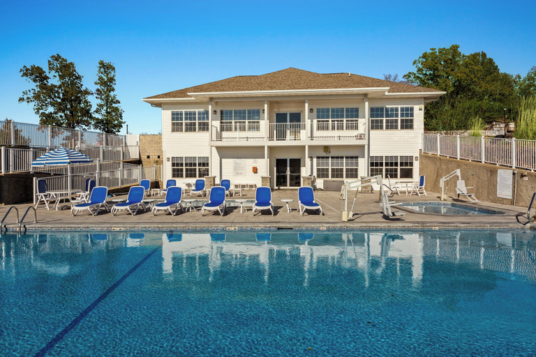 Sport & Beauty 5, WorldMark Lake of the Ozarks, Camden