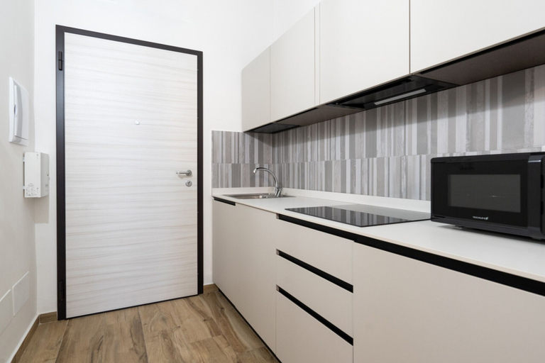 Room 3, Nicolaus 204 - Grey Room by Wonderful Italy, Bari