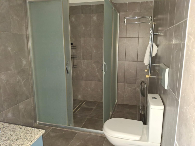 Bathroom 3, hayrabolu hotel, Hayrabolu