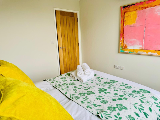 Bedroom 3, Heliodor House in Cambridge, Cambridgeshire