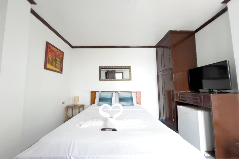 Room 5, Villa De Pico Highland Beach Resort, Puerto Galera