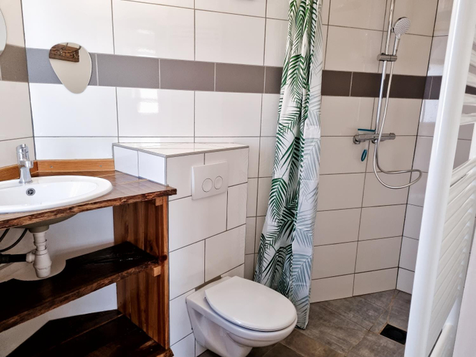 Bathroom 3, Camping Alsace Les Castors, Haut-Rhin