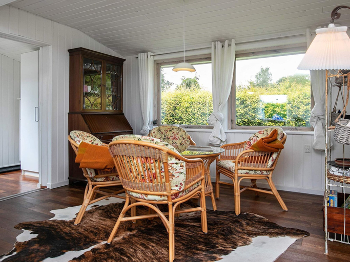 Others 3, Holiday Home in Fjällbacka, Faxe
