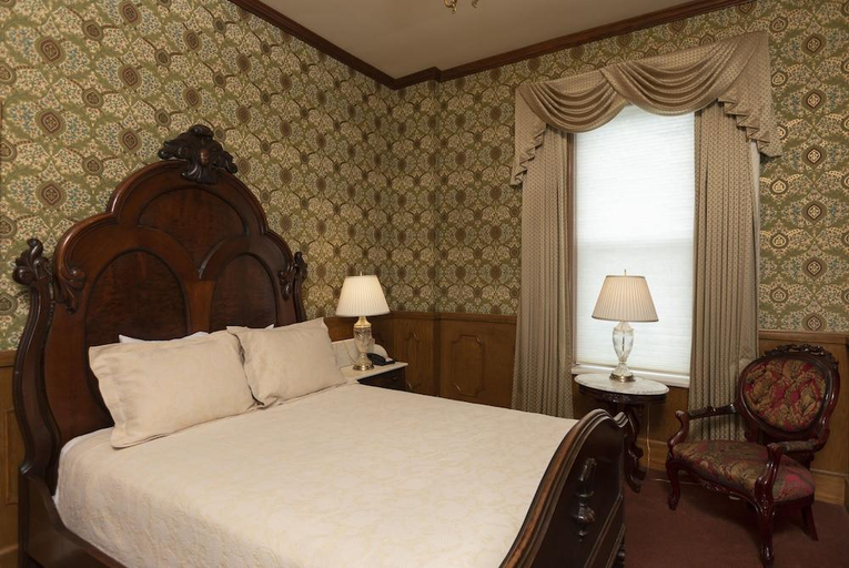 Bedroom 3, Strater, La Plata