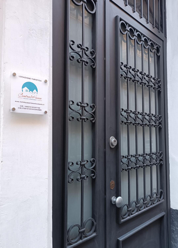 Others 5, Central House, Catania