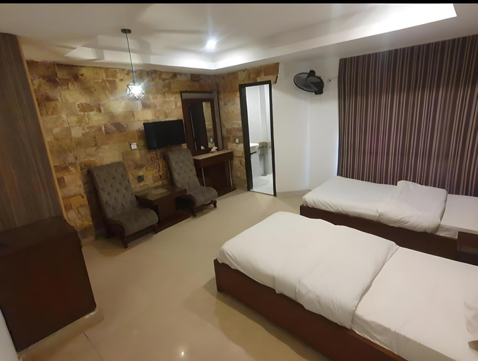 Bedroom 2, Hotel Intellectual Inn, Islamabad