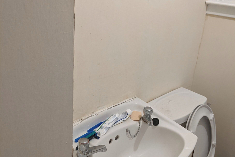 Bathroom 3, Birch Cabin Retreat in Girvan, South Ayrshire
