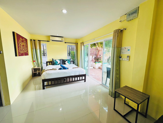 Others 2, Anyavee Chom By The Sea, Mueang Krabi