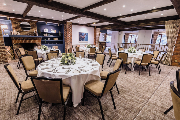Food & Drinks 5, Stirrups Hotel, Bracknell Forest