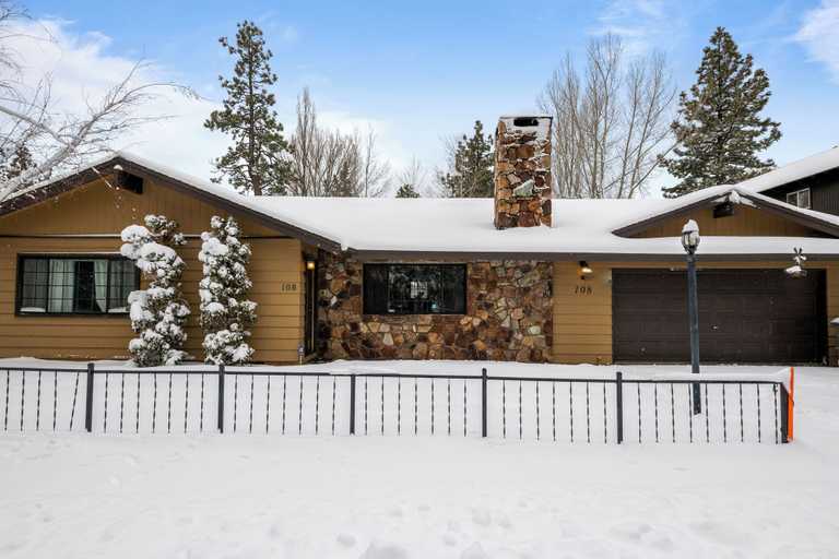 Exterior & Views, Wanderlust Lodge, San Bernardino