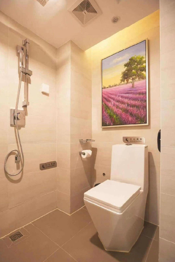 Bathroom 3, Lavande Hotel Kunming South Railway Station, Kunming