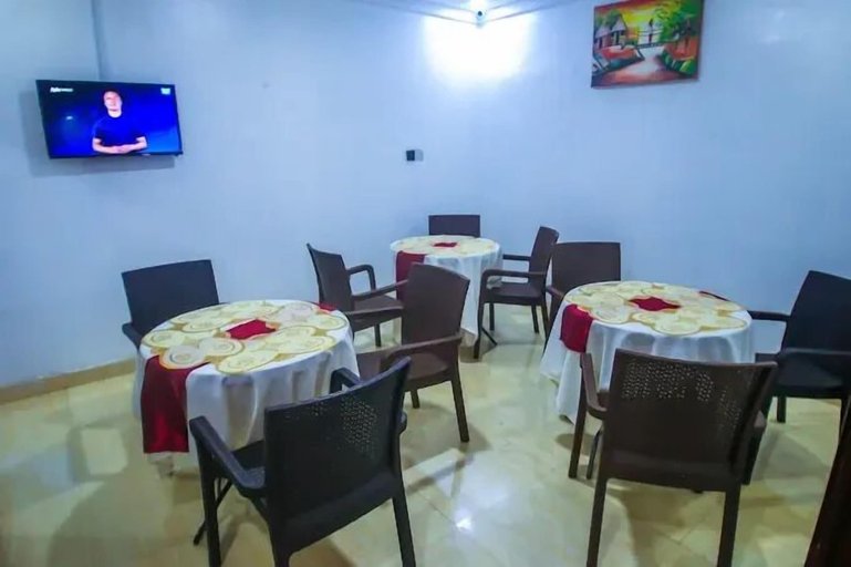 Food & Drinks 4, Hubbies Royale Hotel, Owerri Municipal