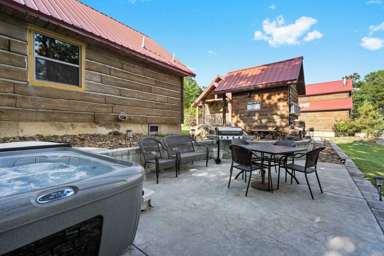 Others 5, Antlers Point - Cabin for 4, Taney