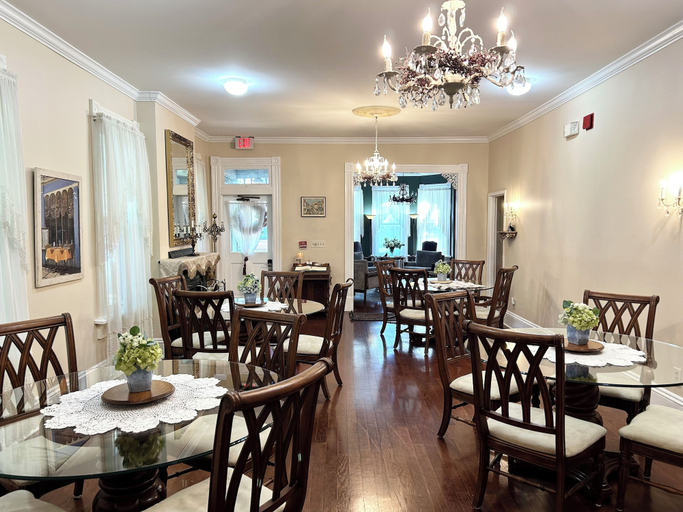 Food & Drinks 5, The Lincoln Short North B&B, Franklin