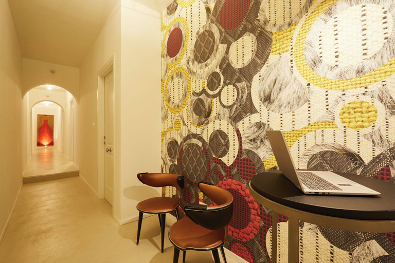 Others 5, Ripagrande a Trastevere, Rome
