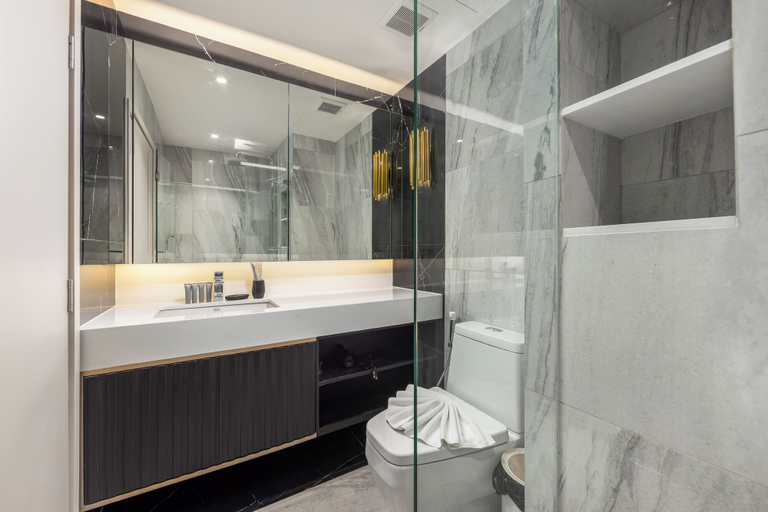 Bathroom 4, Bellevue Lagoon Premium Apart Hotel, Phuket Island