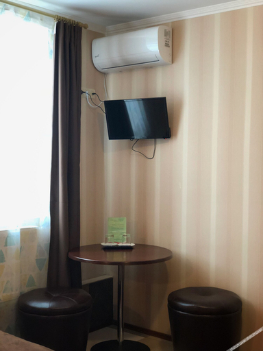 Others 5, Hotel & Restaurant Zhuliany City, Solomians'kyi