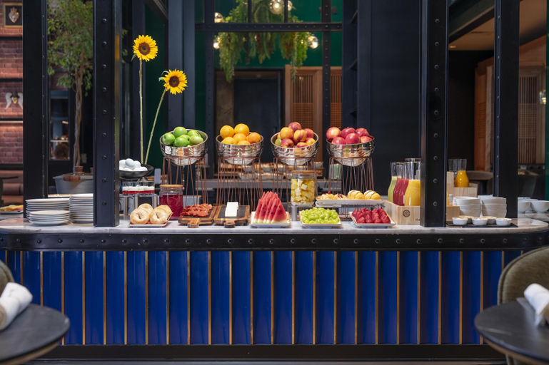 Food & Drinks 5, NH Collection Santiago Casacostanera, Santiago