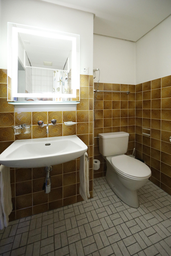 Bathroom 3, Hotel Untertor by Maier Self-Check-in, Rheintal