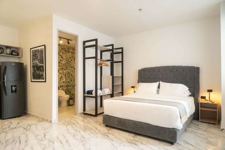 Room 3, w Lovely 1BR w AC Near Ciudad Amurallada, Cartagena de Indias