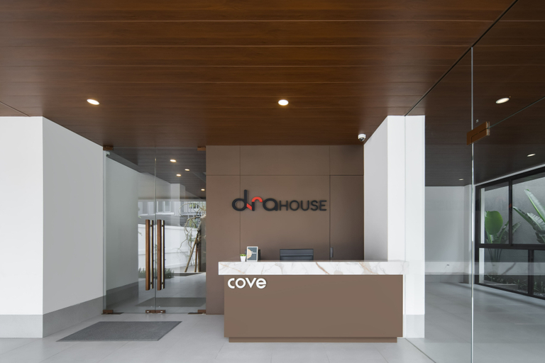 Others 2, Cove Dra House, Central Jakarta
