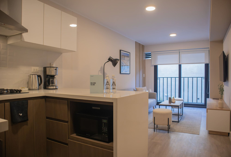 Room 2, w Stunning 1BR w Terrace in Miraflores, Lima