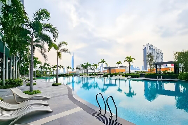 Others 4, Delemen Suites, Kuala Lumpur